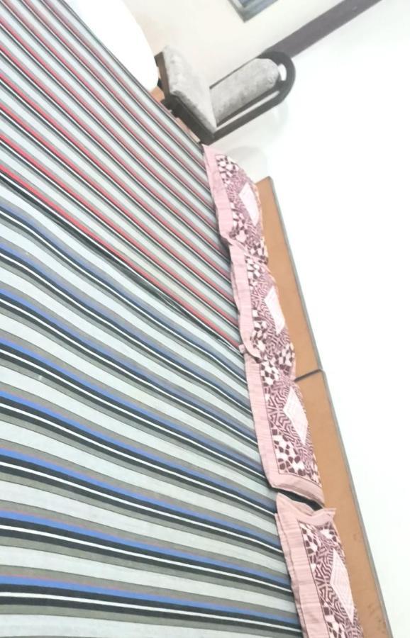 Gandhi Ganaga Guest House バラナシ エクステリア 写真
