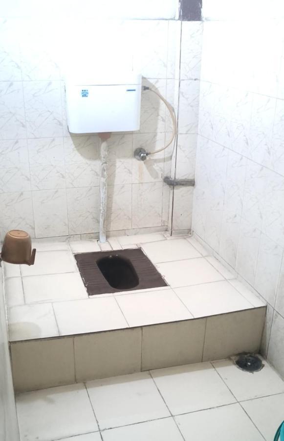 Gandhi Ganaga Guest House バラナシ エクステリア 写真